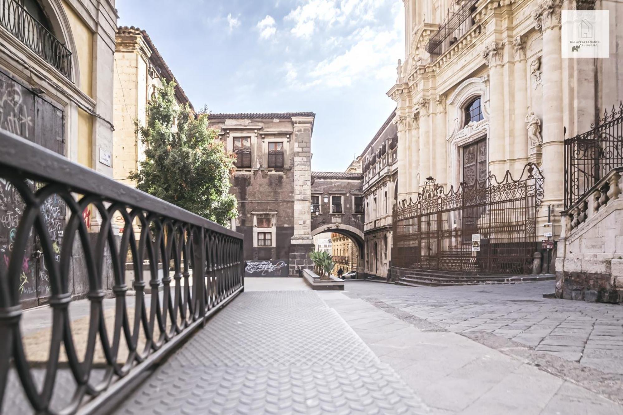 Gli Appartamenti Al Duomo 카타니아 외부 사진